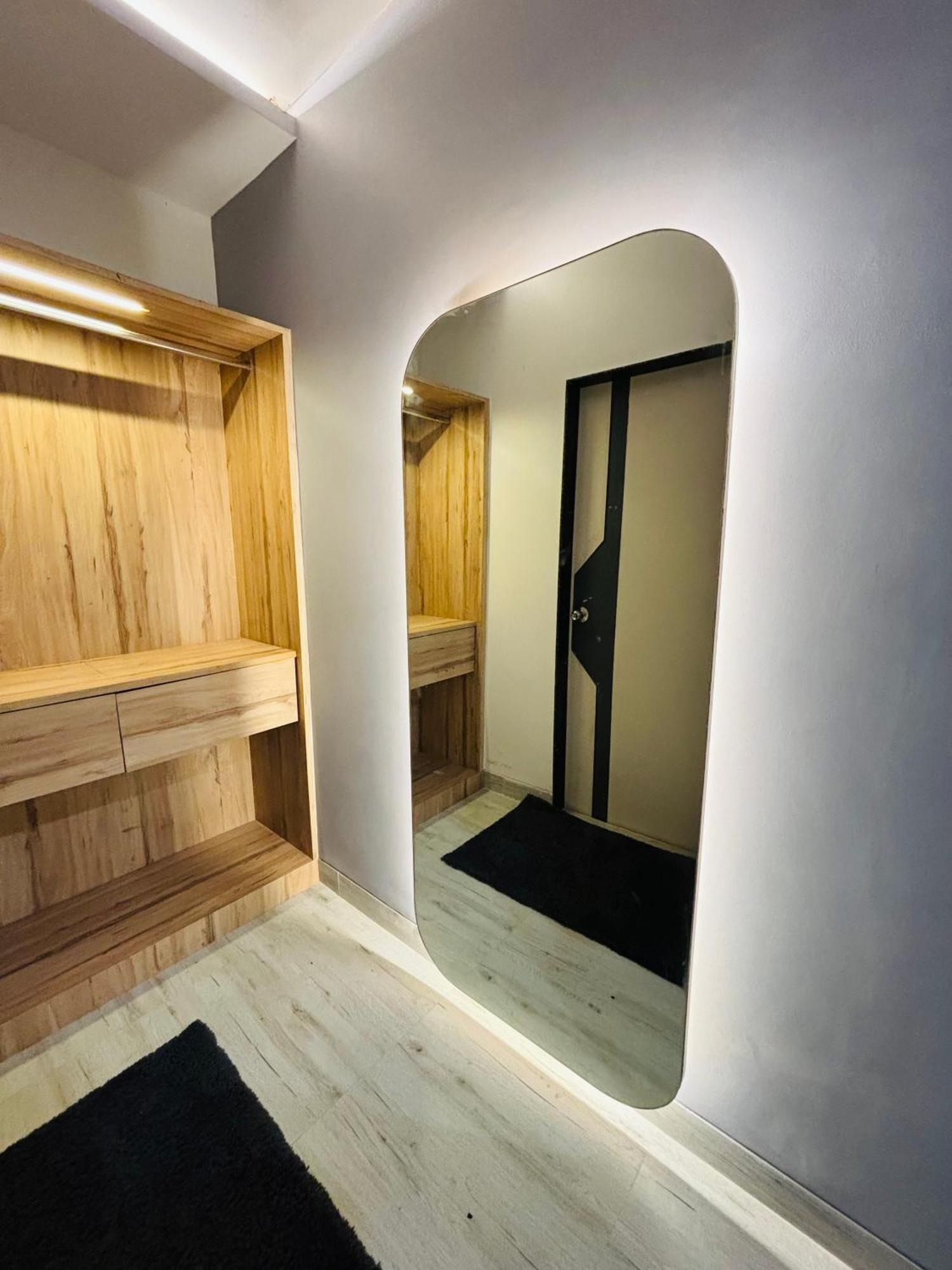 The Lavish Stay Varanasi Exterior photo